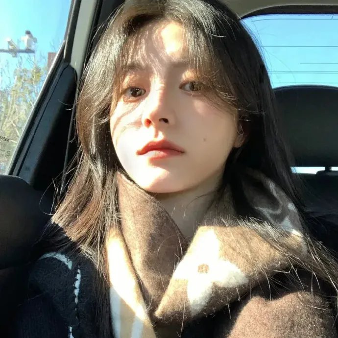 布衣之下万贯之身